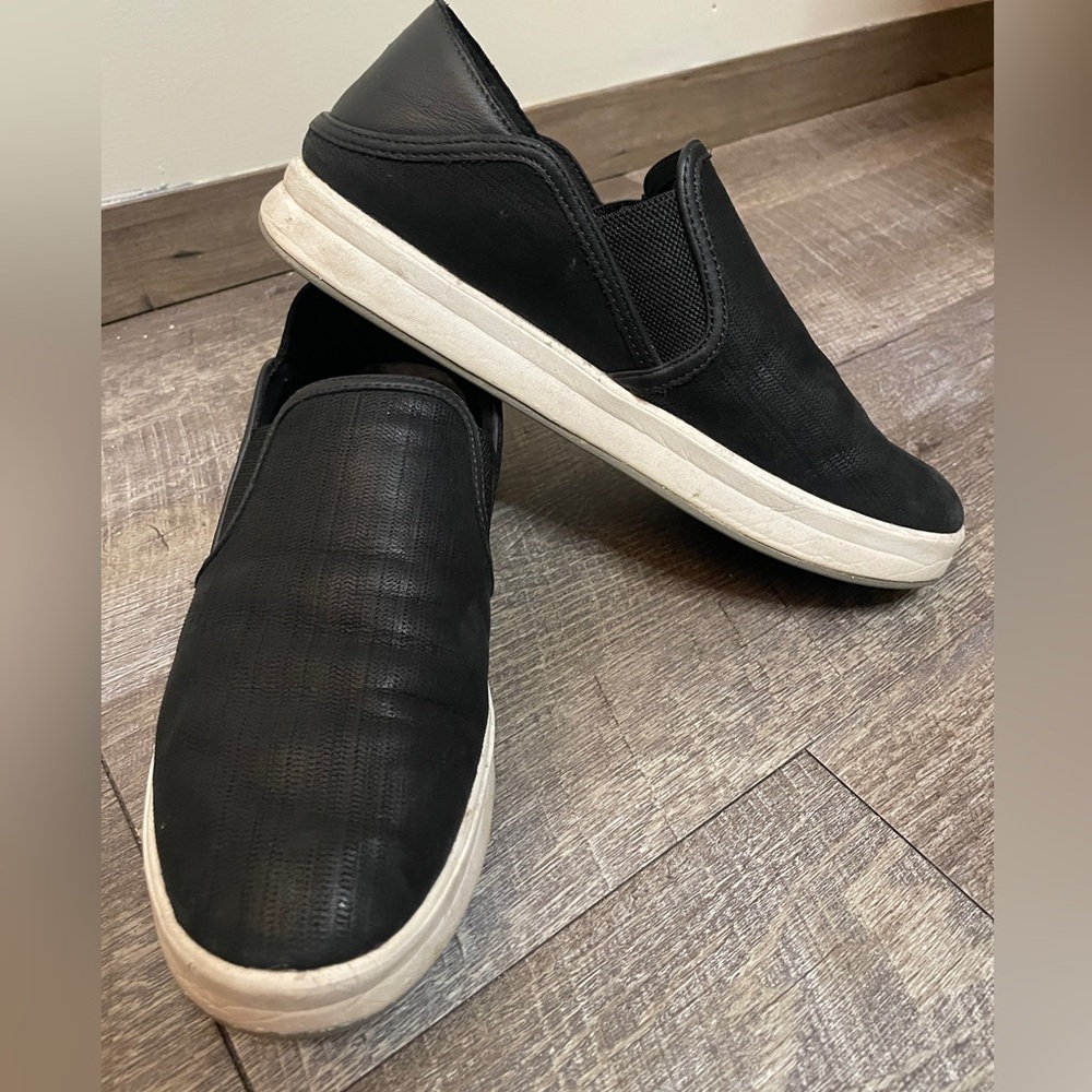 Olukai Ki'ihele 'Ili Black Leather Slip On Sneakers Drop-In‎ Heel Womens 9